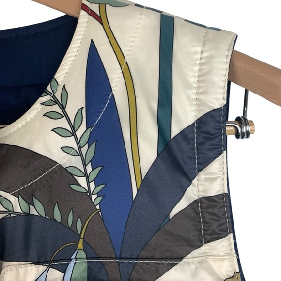 Tory Burch Piper Puffer Vest Floral Navy Reversible Quilted Down Filled Size 12 - Picture 3 of 15